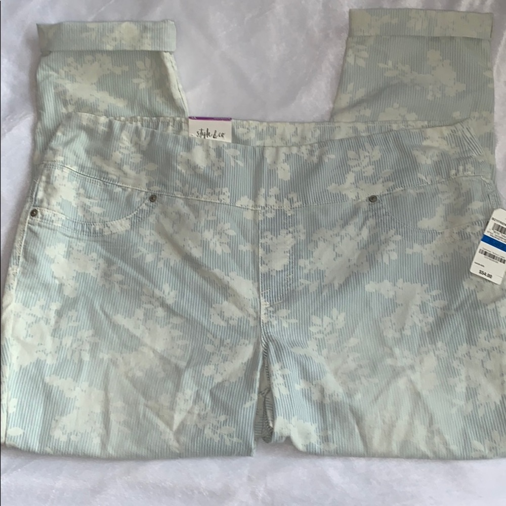 XL Style & Co. Ladies Boyfriend Jeans